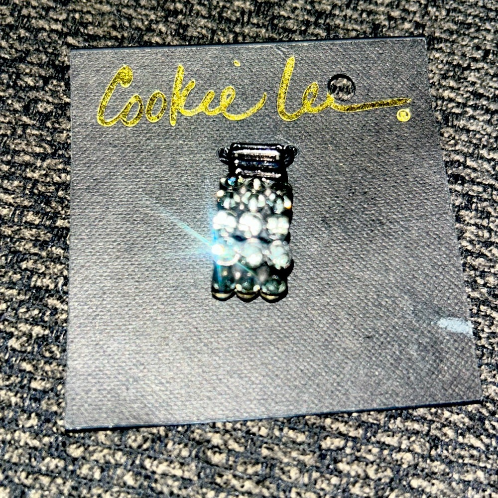 ⭐️ Cookie Lee Crystal Stretch Ring brand new